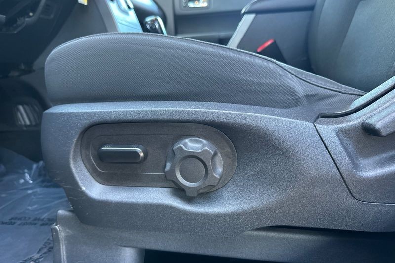Ford Flex Vehicle Full-screen Gallery Image 13