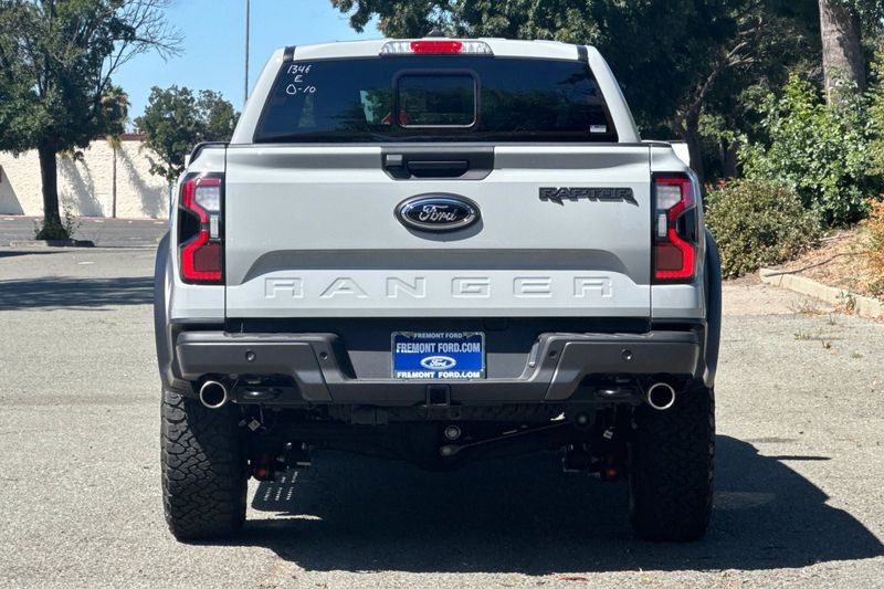 Ford Ranger Vehicle Full-screen Gallery Image 04