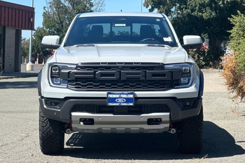 Ford Ranger Vehicle Full-screen Gallery Image 08