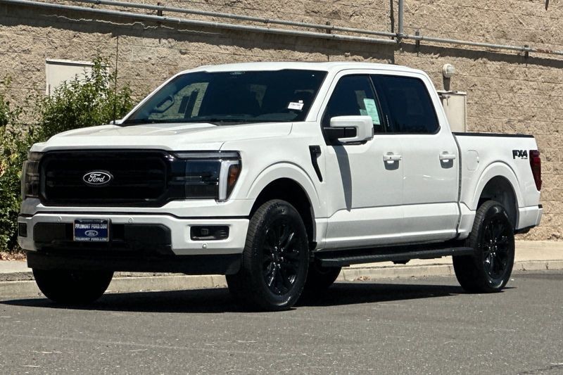 Ford F-150 Vehicle Full-screen Gallery Image 07