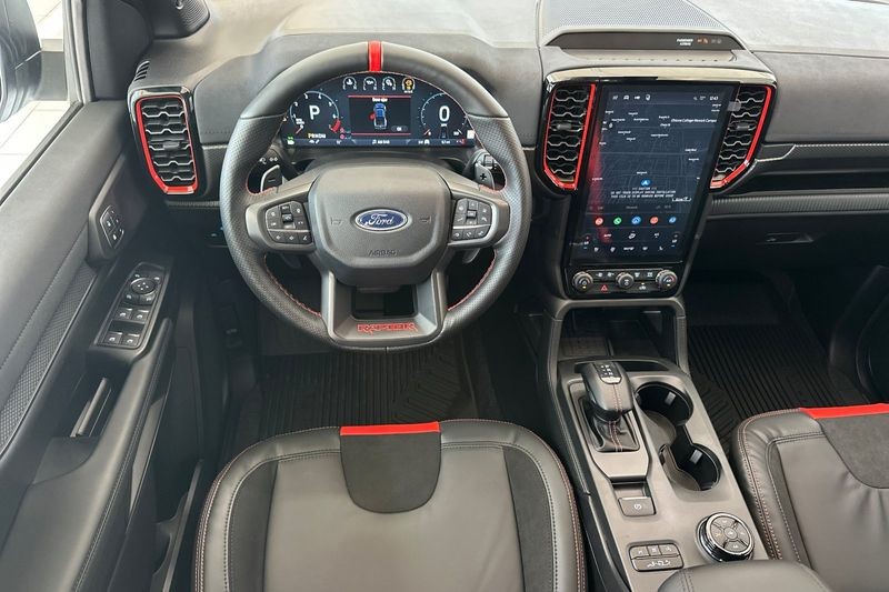 Ford Ranger Vehicle Full-screen Gallery Image 15