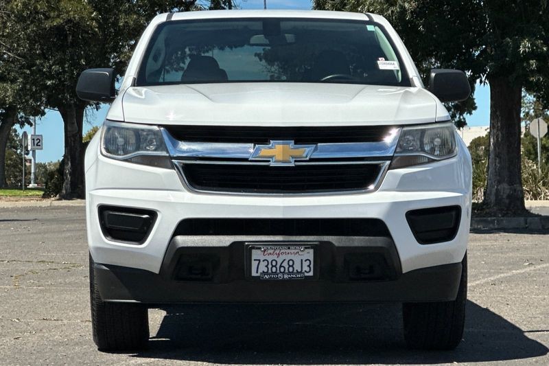 Chevrolet Colorado Vehicle Full-screen Gallery Image 09