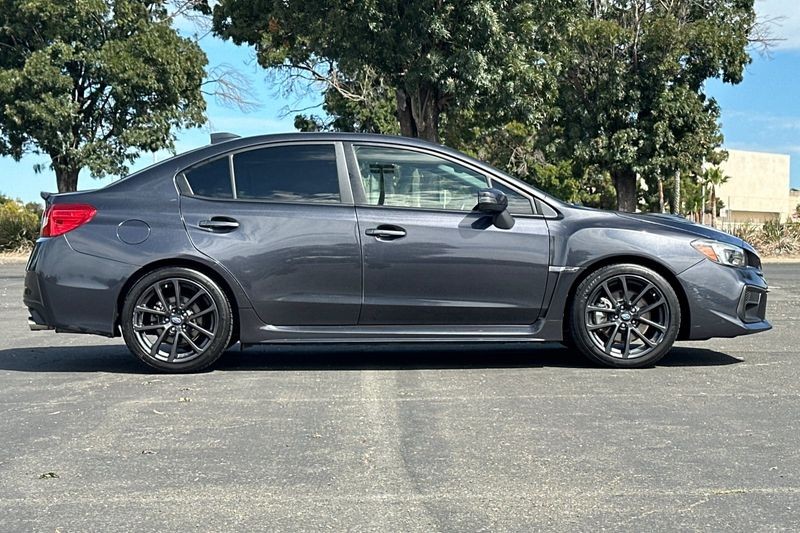 Subaru WRX Vehicle Full-screen Gallery Image 02