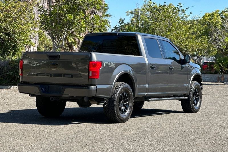 Ford F-150 Vehicle Full-screen Gallery Image 03