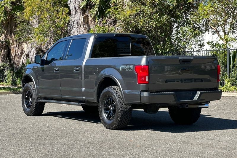 Ford F-150 Vehicle Full-screen Gallery Image 05