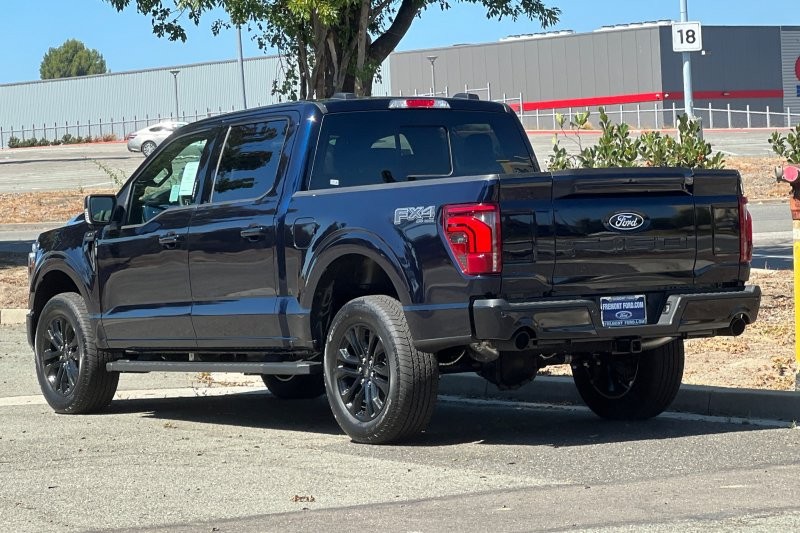 Ford F-150 Vehicle Full-screen Gallery Image 05
