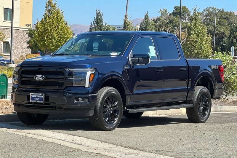 Ford F-150 Vehicle Full-screen Gallery Image 07