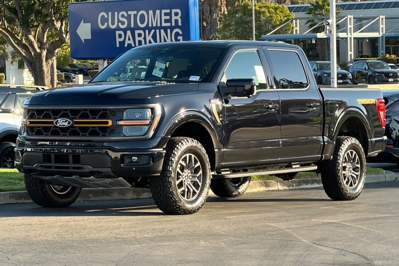 Ford F-150 Vehicle Full-screen Gallery Image 07