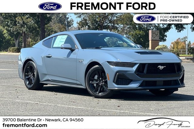 more details - ford mustang