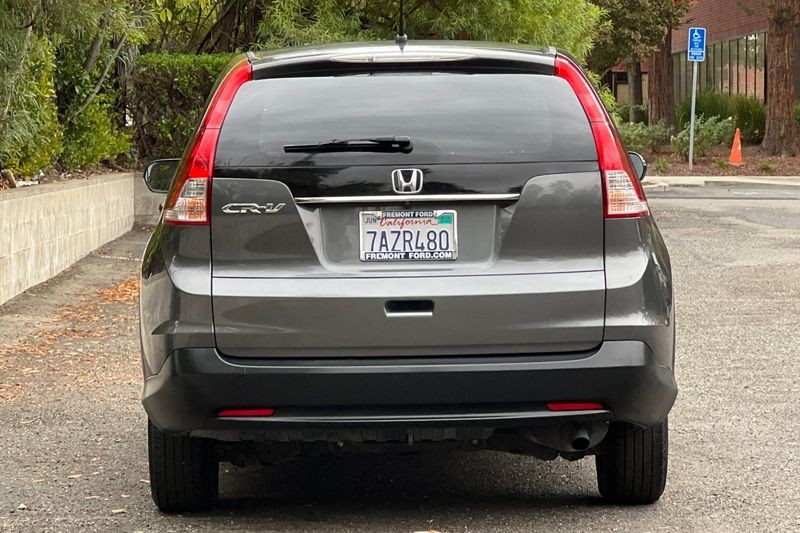 Honda CR-V Vehicle Full-screen Gallery Image 04