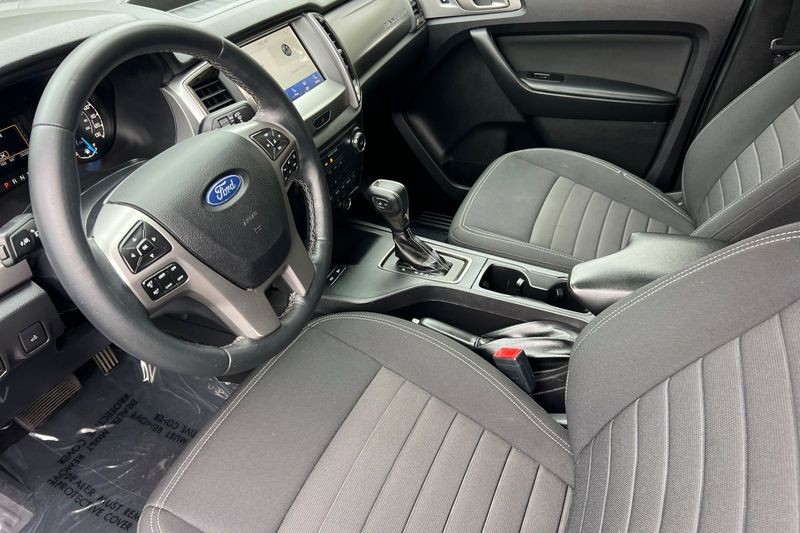 Ford Ranger Vehicle Full-screen Gallery Image 10