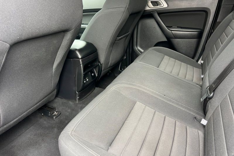 Ford Ranger Vehicle Full-screen Gallery Image 14