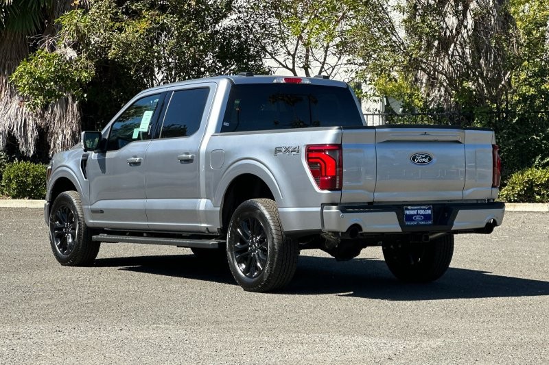 Ford F-150 Vehicle Full-screen Gallery Image 05