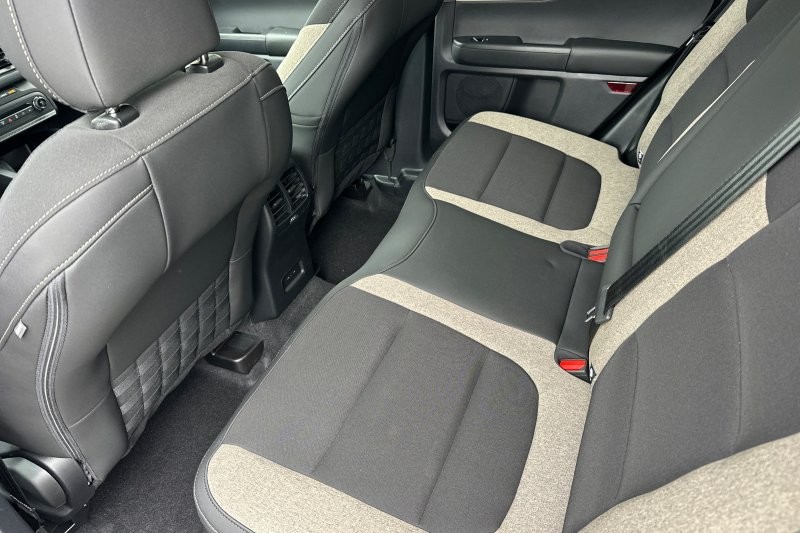 Ford Bronco Sport Vehicle Full-screen Gallery Image 12