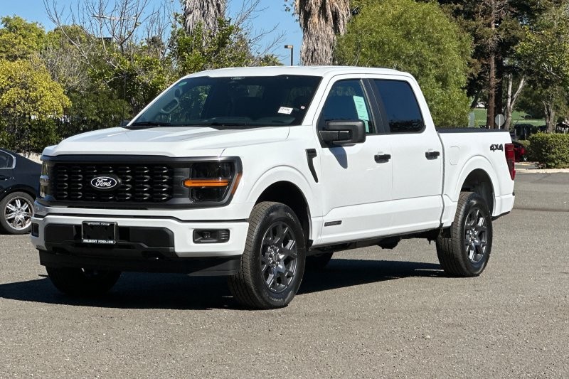 Ford F-150 Vehicle Full-screen Gallery Image 07