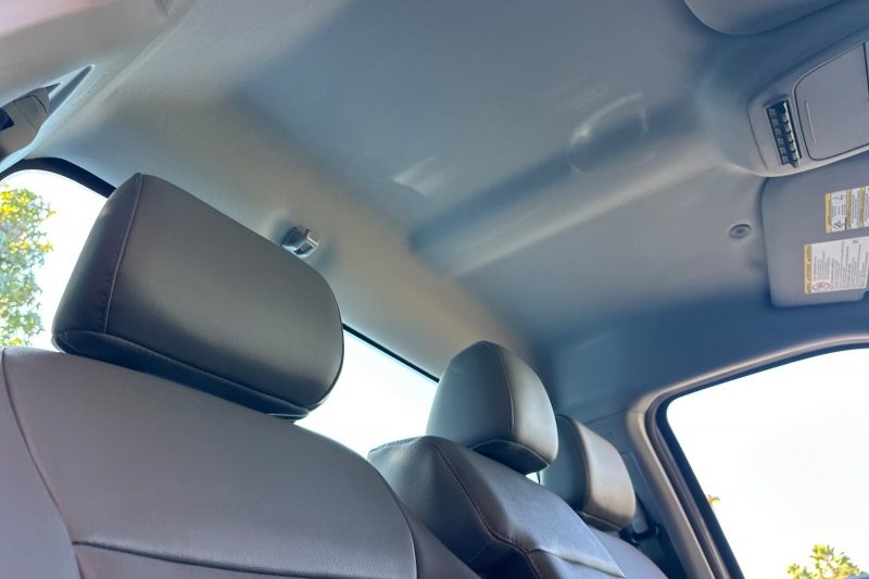 Ford F-250SD Vehicle Full-screen Gallery Image 15