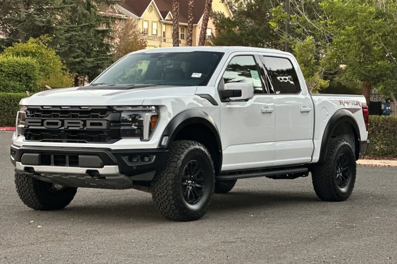Ford F-150 Vehicle Full-screen Gallery Image 07