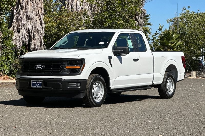 Ford F-150 Vehicle Full-screen Gallery Image 07