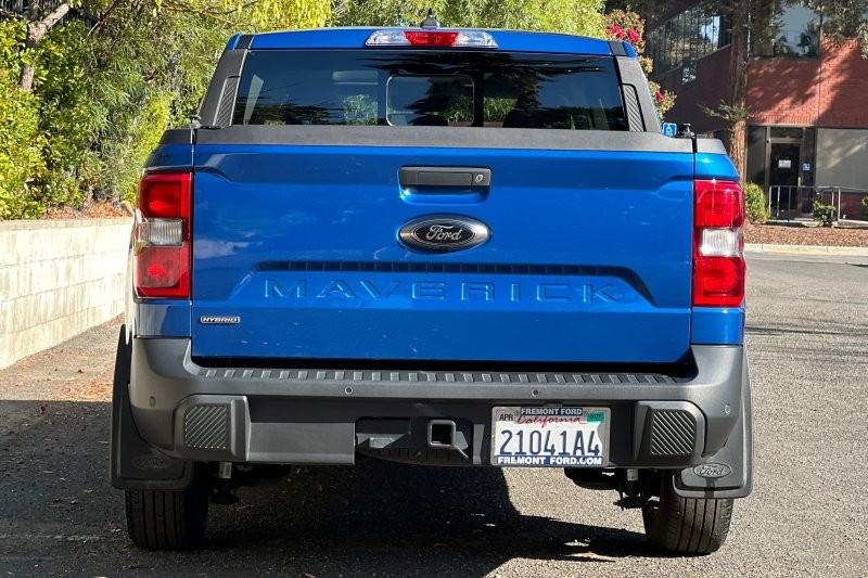 Ford Maverick Vehicle Full-screen Gallery Image 04