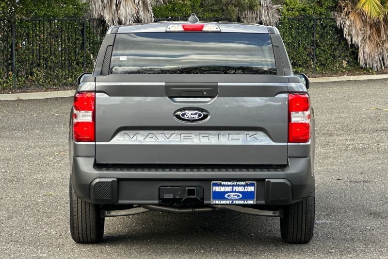 Ford Maverick Vehicle Full-screen Gallery Image 04