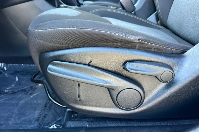 Jeep Cherokee Vehicle Full-screen Gallery Image 12
