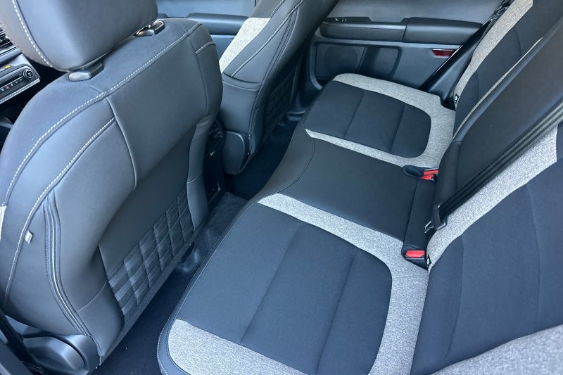Ford Bronco Sport Vehicle Full-screen Gallery Image 12