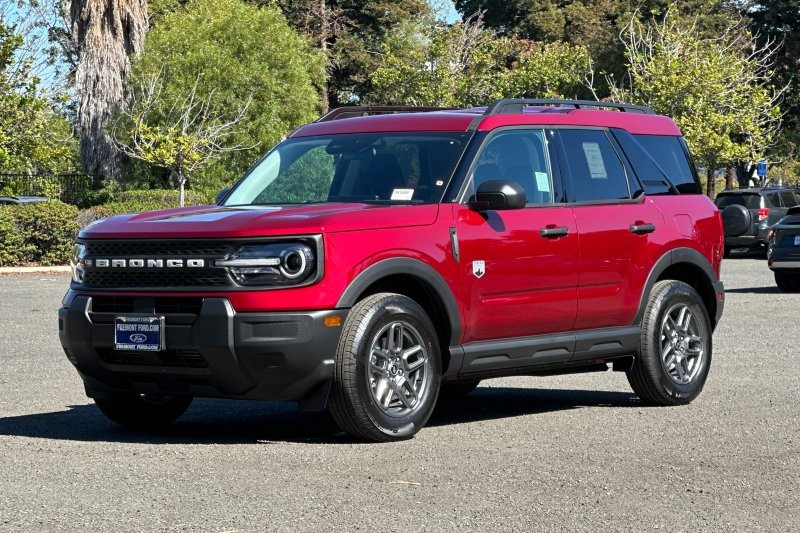 Ford Bronco Sport Vehicle Full-screen Gallery Image 07