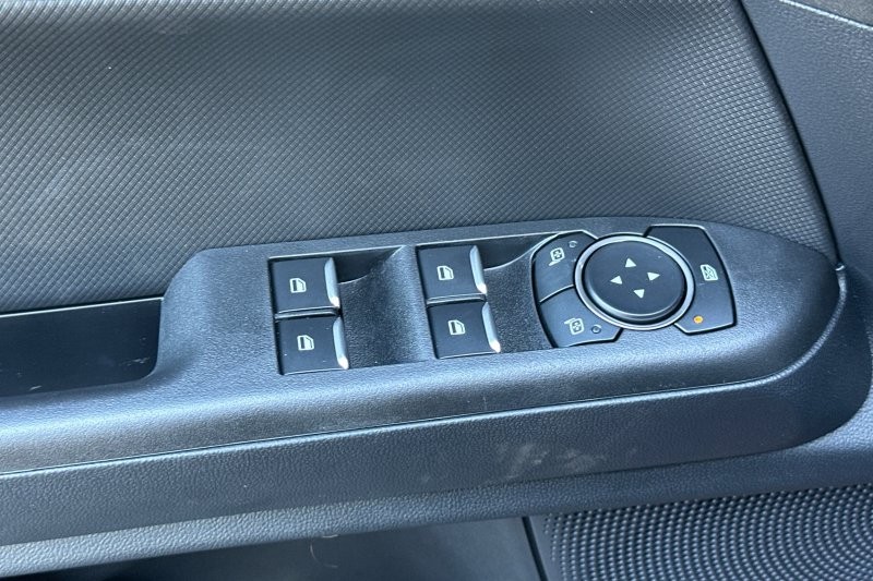 Ford Bronco Sport Vehicle Full-screen Gallery Image 11