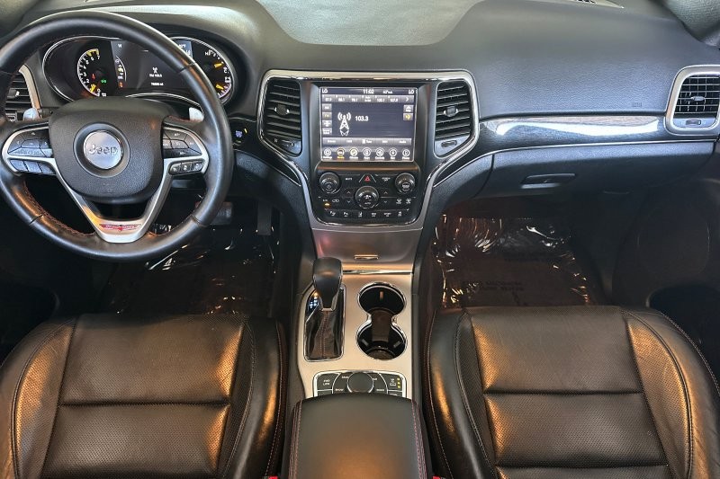 Jeep Grand Cherokee Vehicle Full-screen Gallery Image 15