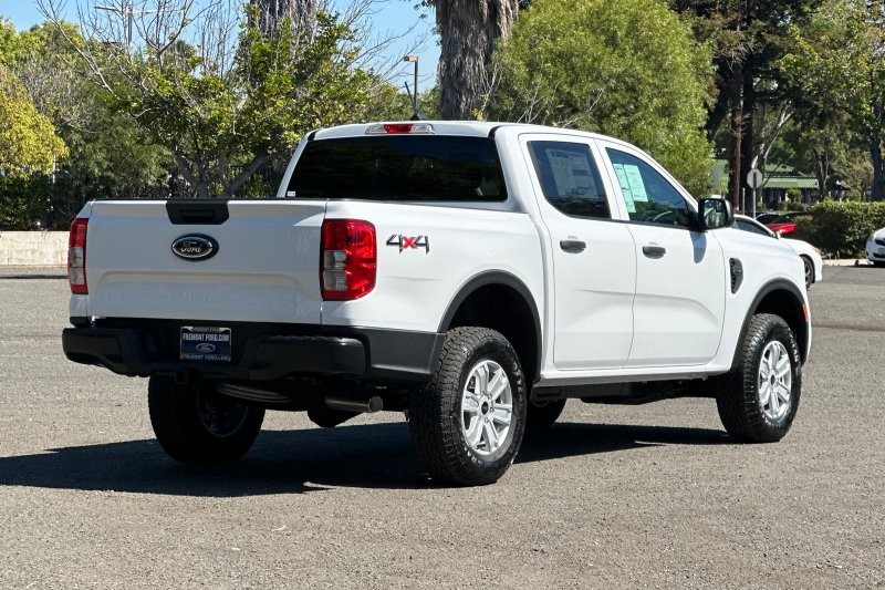 Ford Ranger Vehicle Full-screen Gallery Image 03