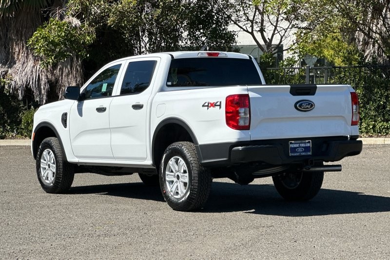 Ford Ranger Vehicle Full-screen Gallery Image 05