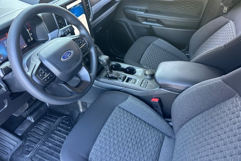 Ford Ranger Vehicle Full-screen Gallery Image 09