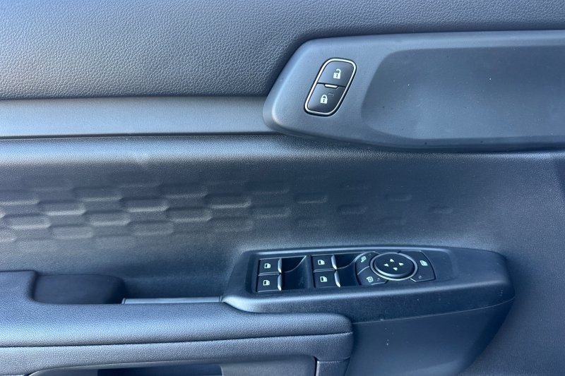Ford Ranger Vehicle Full-screen Gallery Image 10