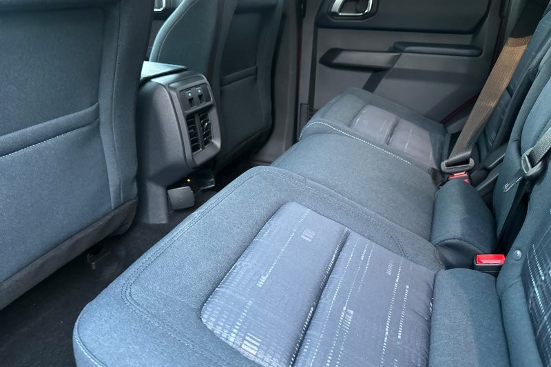 Ford Bronco Vehicle Full-screen Gallery Image 12