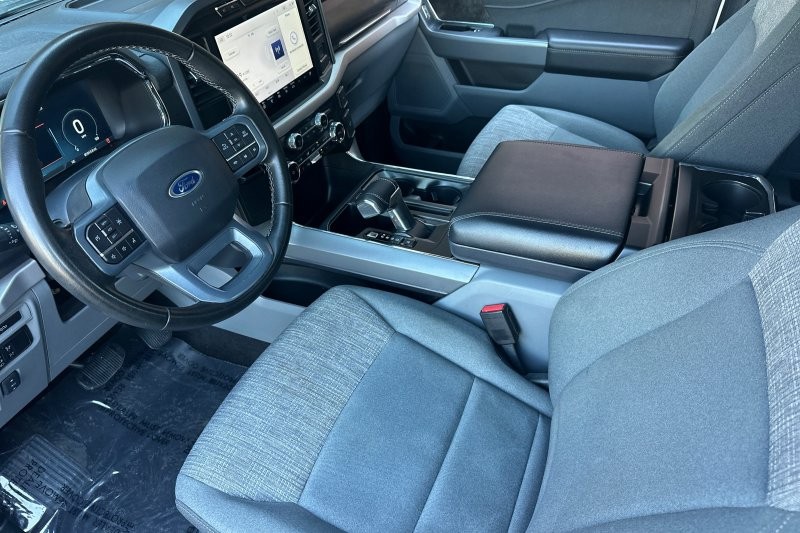 Ford F-150 Lightning Vehicle Full-screen Gallery Image 10