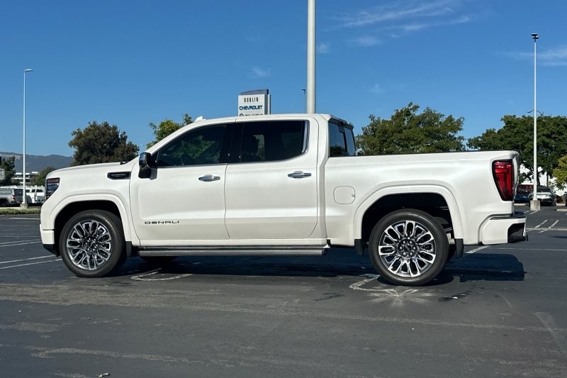 GMC Sierra 1500 Vehicle Full-screen Gallery Image 06