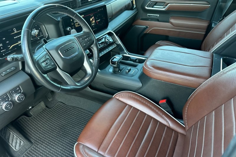 GMC Sierra 1500 Vehicle Full-screen Gallery Image 09