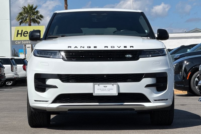 Land Rover Range Rover Sport Vehicle Full-screen Gallery Image 08