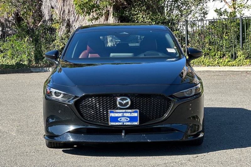 Mazda Mazda3 Vehicle Full-screen Gallery Image 09