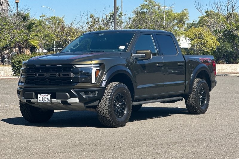 Ford F-150 Vehicle Full-screen Gallery Image 08