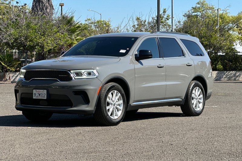 Dodge Durango Vehicle Full-screen Gallery Image 08