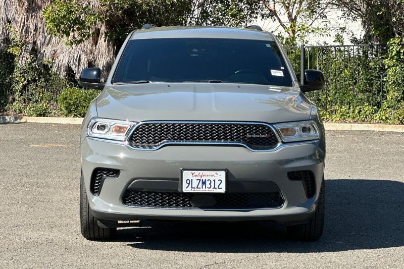 Dodge Durango Vehicle Full-screen Gallery Image 09
