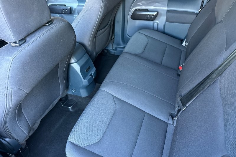 Ford Maverick Vehicle Full-screen Gallery Image 14