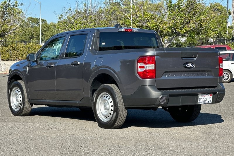 Ford Maverick Vehicle Full-screen Gallery Image 05