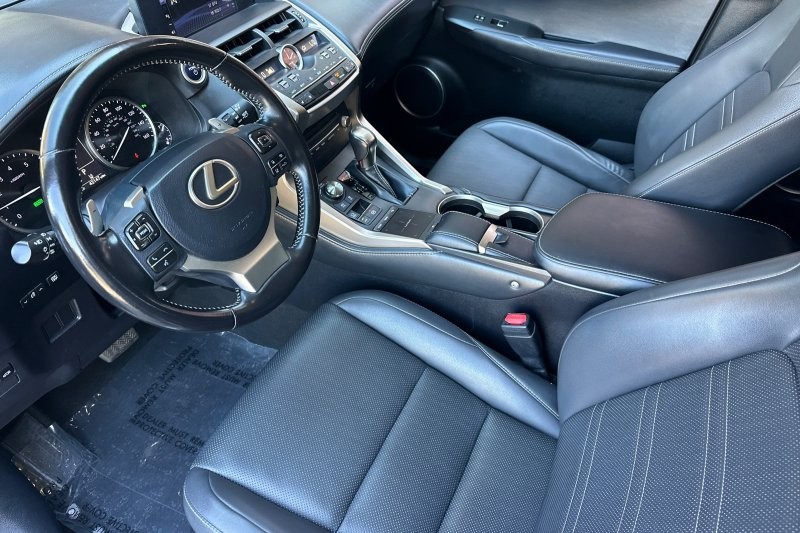 Lexus NX Vehicle Full-screen Gallery Image 10