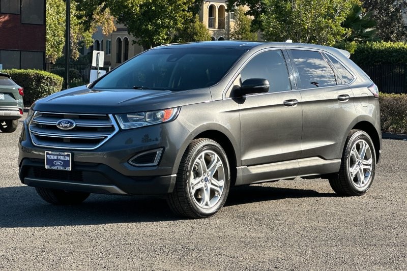 Ford Edge Vehicle Full-screen Gallery Image 08