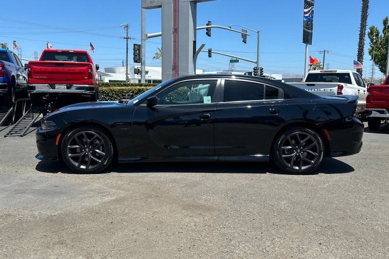 Dodge Charger Vehicle Full-screen Gallery Image 07
