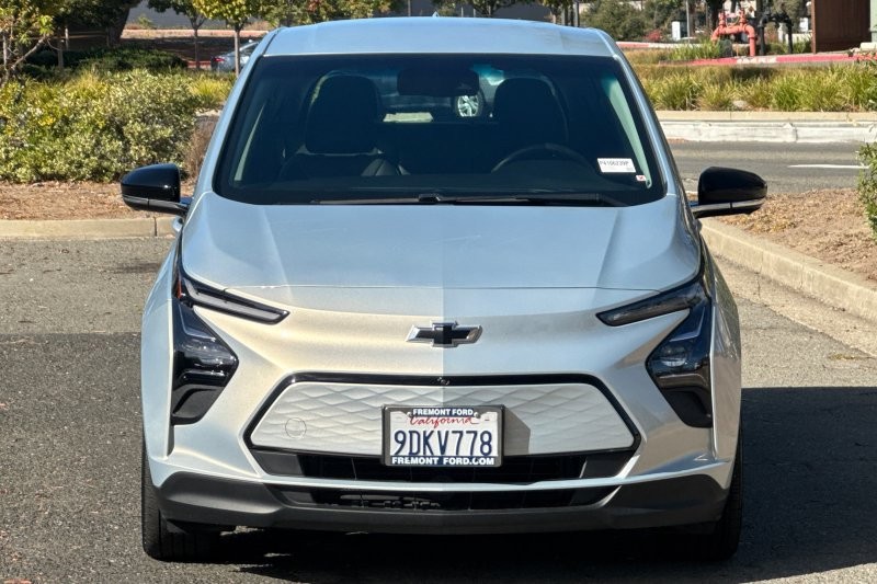 Chevrolet Bolt EV Vehicle Full-screen Gallery Image 09