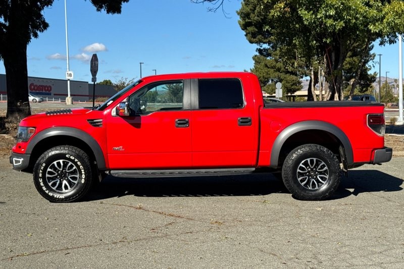 Ford F-150 Vehicle Full-screen Gallery Image 06