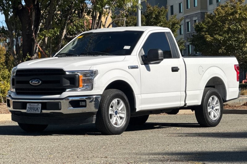 Ford F-150 Vehicle Full-screen Gallery Image 08